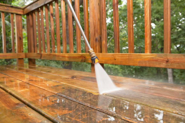 Why Choose Our Certified Pressure Washing Experts for Your Project Needs in Bunnell, FL?